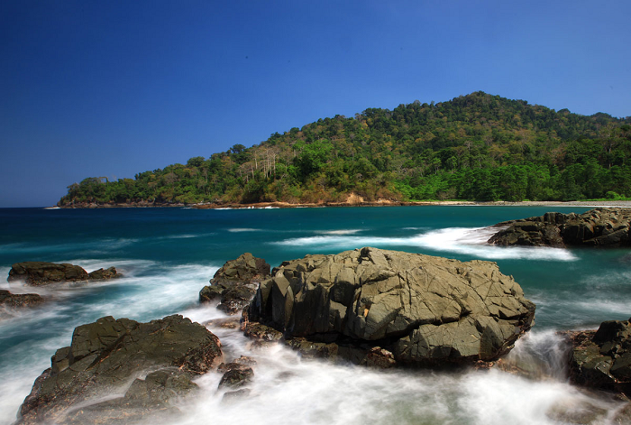 Location and Attractions of the Enchanting Rajegwesi Beach